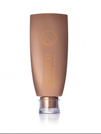 Laura Mercier Body Bronzing Makeup instantly reveals healthy, radiant, bronzed skin without long-term commitment. The satiny smooth formula with light reflective particles helps disguise imperfections while adding a subtle all-over sheen. Lightly scented with the Almond Coconut Milk, Body Bronzing Makeup is streak-free, transfer resistant and easily washes off when ready. Available for a limited time only. 5 oz. 