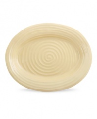 From celebrated chef and writer, Sophie Conran, comes incredibly durable dinnerware for every step of the meal, from oven to table. A ribbed texture gives this oval platter the charming look of traditional hand thrown pottery.