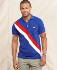 Piece together a classic preppy look with this modern quarter-zip polo shirt from Tommy Hilfiger.