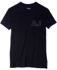 Show off your elevated style with this t-shirt from Armani Jeans.