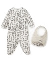 Your little one will gallivant through dreams of fuzzy lions and cutie-pie giraffes in this charming safari-print footie.
