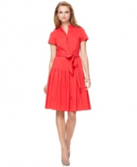 Crisp tailoring in lightweight stretch fabric lends a flattering fit to this breezy Jones New York dress.