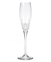 In a collaboration worthy of Wallis and Edward, renowned bridal designer Vera Wang and Wedgwood have created Duchesse stemware. Featuring tapering round bowls and a blazing starburst cut that contrasts delicately with the textures of the matching dinnerware, Duchesse sits on a flared pedestal. Flute shown right.