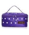 Keep your cosmetics organized and oh-so stylish in this satin cosmetic case from Jimeale. A fun lining and spacious interior gives you plenty of room to add to your makeup collection.