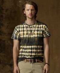 Play up the patterns on this effortlessly cool slub jersey tee by styling it with rugged favorites and edgy extras.