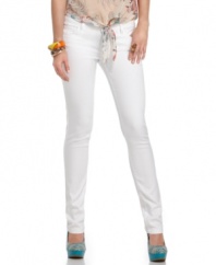 Ideal for summer, Celebrity Pink Jeans keeps things classic with a white wash denim and a slim silhouette.
