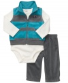 Game day! Keep him cozy through every quarter in this sporty 3-piece bodysuit, fleece vest and fleece pant set from Carter's.
