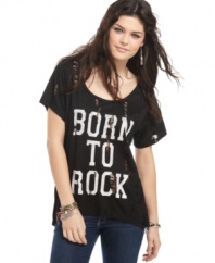 Declare what you were born to do in cool, grunge-like fashion with this shredded message tee from The Classic!