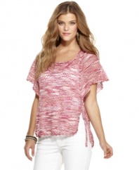 Jessica Simpson creates fashion's perfect smock, fusing trend-right marl knit with a novel, side-tie design!