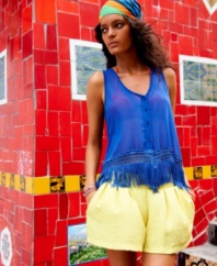 Inspired by the bold style of Brasil, these bright Bar III tap shorts are a hot alternative to a skirt for an on-trend summer look!