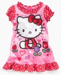 She's got heart. Her dreams will be filled with smiles and love when she dozes off in this Hello Kitty nightgown from AME.