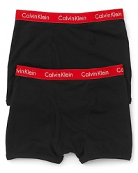 Comfy cotton boxer briefs, rendered with a touch of extra stretch by Calvin Klein Underwear.