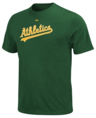 Team up! Get into the spirit of the season by supporting your Oakland A's with this MLB t-shirt from Majestic.