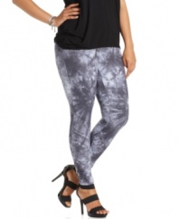 INC adds a cool tie-dye print to plus size leggings for a cool take on a wardrobe staple.