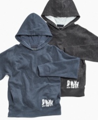 Pull on a snug style. With a pebble-patterned style speckling this hoodie from DKNY, he'll look cool while he stays warm.