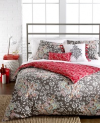 A perfect fusion of floral and paisley lends a look of whimsical beauty to the bedroom in this Sunset and Vines Capri comforter set. A neutral white and taupe palette interspersed with pops of vivid color elevates the look. Reverses to a paisley print in bright magenta.