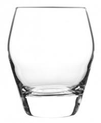 Tend to the bar and table. This set of Prestige double old-fashioned drinking glasses is crafted in Luigi Bormioli's superior SON.hyx glass to resist chipping and discoloration and, with a thick sham, curved silhouette and great weighted feel, lend professional polish to every drink.