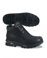This pair of men's boots is tough enough for all conditions. Made by Nike, these rugged boots for men provide the added comfort and support of a visible air cushion through the sole.