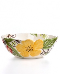 Hand painted with folksy florals, the Jardin serving bowl delivers colorful fresh-for-spring style and everyday durability. With scalloped edge.