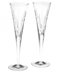 From the world-famous Reed & Barton company, the classic and traditional Soho pattern is a richly cut design in sparkling crystal. A perfect choice for first-time collectors of affordable crystal stemware and barware.