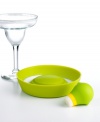 Take homemade cocktails to the next level! Easily add sugar or salt to the rim of your cocktail glass for a bolder, richer flavor. Including a silicone rimmer and sponge, this set puts the finishing touches on all of your drinks for professional flair at home.