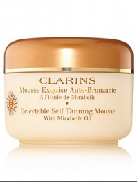 A 3-in-1 product that is a self-tanner, moisturizer and sun care all rolled into one. This fantastic self-tanner, with a whipped cream texture, is a lightweight, white mousse that seems to melt into the skin, giving it a gradual, natural-looking tan, without any help from the sun. An irresistible treat for the face and body. 4.2 oz. 