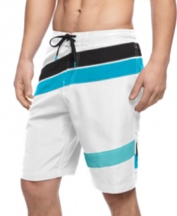 Just add water. With exclusive Speedry technology, these Speedo trunks combine performance and style. (Clearance)
