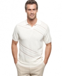 Save the buttons for your business look. This split neck polo shirt from Perry Ellis is perfect polished weekend wear.