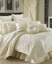Add a touch of European opulence to your bedroom with the Rothschild comforter set from J Queen. Allover woven ivory damask print is the focal point, while sophisticated pleats provide extra dimension for a luxe presentation.