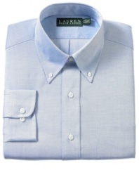 Combining a classic fit and timeless sophistication, this comfortable Lauren Ralph Lauren dress shirt is ready-made to jump right into your workweek rotation.