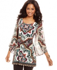 This Style&co. tunic is full of fashionable details, from the colorful mosaic-inspired print to the sweeping sheer sleeves. Pair with slim-fit capris or leggings and a pair of flats for no-fuss style!