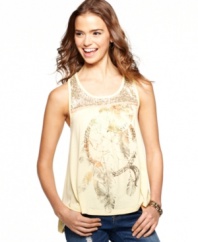 Ward-off bad style with this dream catcher print tank top from Jolt: a comfy-cute addition to your daytime gear!