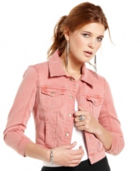 In a dusty pink wash, this GUESS? jean jacket hits the colored-denim trend just right as a cool summer topper!