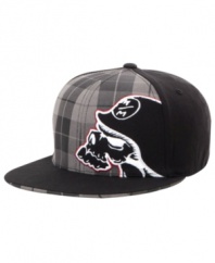 This graphic hat from Metal Mulisha turns up the volume on your street style.