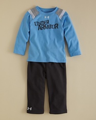 Little ones will stay comfy in this versatile two piece set from Under Armour.