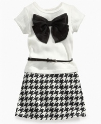 Traditional and trendy. Houndstooth check on the skirt of this dainty belted dress from Sweet Heart Rose, complimented by a decorative bow on front, complements her cute style.