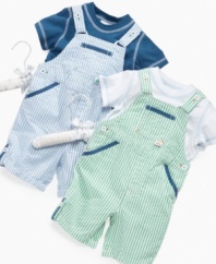 Steer him straight into style and comfort with this handsome t-shirt and striped seersucker shortall set from First Impressions.