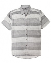 Check yourself. Up the ante on style and comfort with this short-sleeved Black Label shirt from No Retreat.