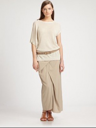 This soft, asymmetrical silk/linen knit style features an artfully draped, split batwing sleeve.Banded jewel necklineRight batwing sleeve with split shoulderLeft short sleeve with banded cuffRib-knit hemline75% linen/25% silkDry cleanMade in Italy of imported fabricModel shown is 5'9½ (176cm) wearing US size Small. 