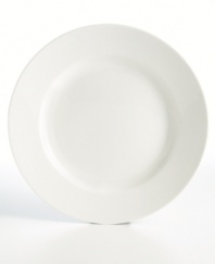 Understated styling and supreme durability make Martha Stewart Collection Whiteware ideal for everyday use. The classic design of this wide-rimmed dinner plate was inspired by turn-of-the-century English styles.