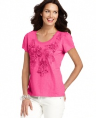 Style&co. makes the season's blooms come to life on this sweet appliqued tee! (Clearance)