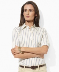 Constructed in smooth lightweight cotton, Lauren Jeans Co.'s shirt effortlessly channels the carefree spirit of warm-weather days with optional rolled cuffs for versatile style.