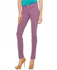 In a colored denim purple wash, these Else Jeans skinny jeans are an absolute must-have for spring!
