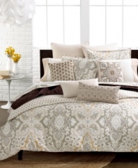 This Echo comforter set is the embodiment of exotic elegance. An odyssey awaits you as bold geometric designs are paired with understated neutral accents.