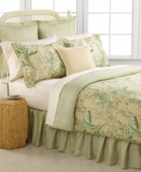Deserted island. Lauren Ralph Lauren offers a refreshing look for your bedroom with this Grand Isle comforter set. Featuring a lush greenery motif and jute cording trim, this collection lends an air of leisurely style. Reverses to a printed raffia pattern.