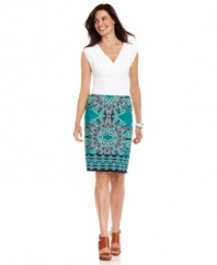 The intricate medallion print that graces this sleek Sunny Leigh skirt gives it chic, contemporary appeal. Wear it anywhere to give your look a bold graphic touch.