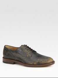 Lace-up derby crafted in grainy leather.Leather soleMade in Italy