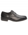 A must-have for every men's dress shoes collection, these oxfords from Hush Puppies are comfortable and stylish.