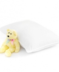 Designed specifically for children, this pillow from Sealy® features gentle, springy MaxiLoft Coils that provide the perfect support for a child's head and neck. A special weave prevents dust mites and allergens from entering the pillow and the pure cotton construction is free of chemicals and pesticides.