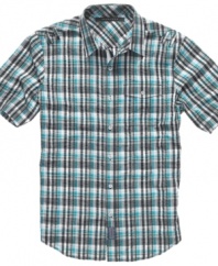 In a cool, casual plaid, this Sean John shirt redefines your laid-back weekend wardrobe.